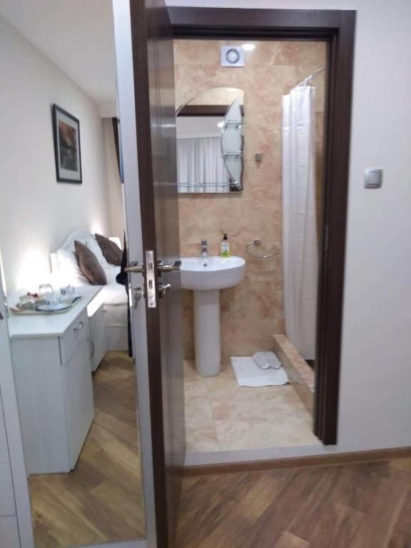 Апартаменты На Пиросмани, 22 в центре Боржоми Номер фото